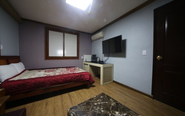 Daejeon Yuseong Hotel 141