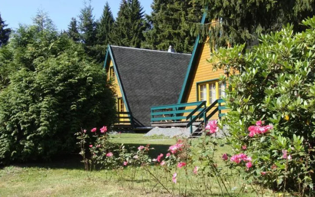 Berggasthof Brand - Finnhütten & Ferienhäuser Am Rennsteig