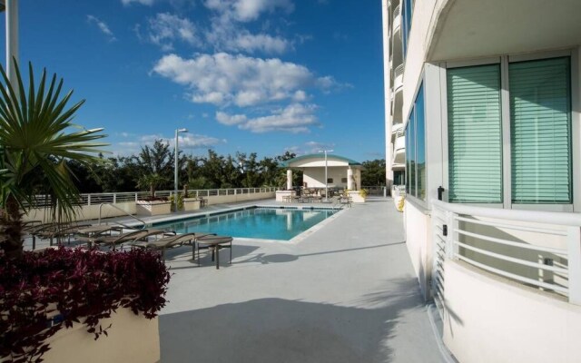 Ocean Club 103