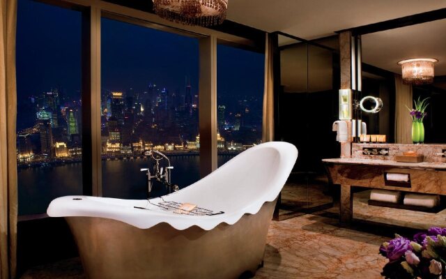 The Ritz-Carlton Shanghai, Pudong