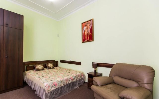 Luxury central two bedroom apartment