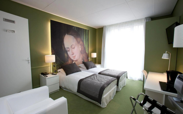 Hotel Cecyl Reims Centre