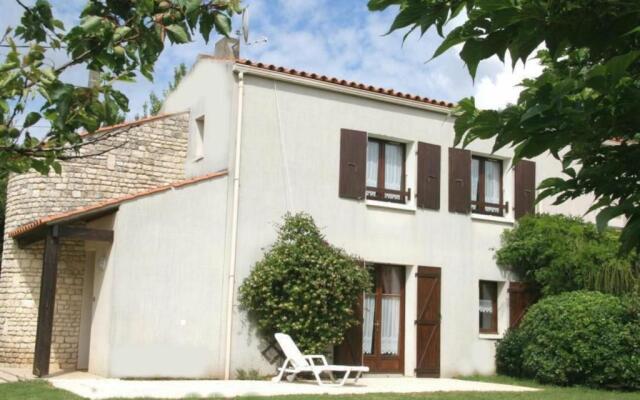 Gîte Saint-Aubin-la-Plaine, 3 pièces, 4 personnes - FR-1-426-224