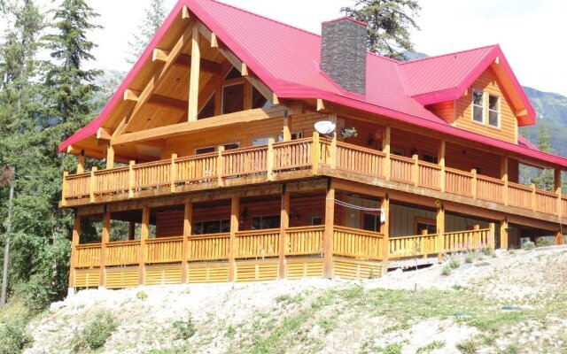 TimberWolf Lodge B&B