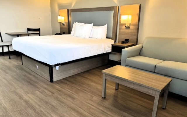 Super 8 by Wyndham Corpus Christi Airport