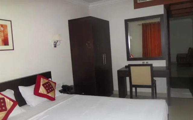 Grand Regency