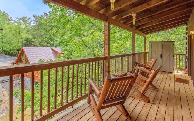 Honey Pot - Three Bedroom Cabin