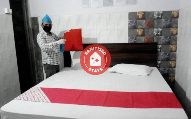 OYO Flagship 30504 P.R Residency