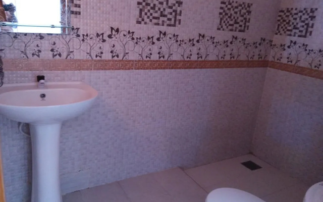 Star Hotel Arugambay