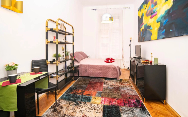 Stylish studio apartment in the heart of Budapest