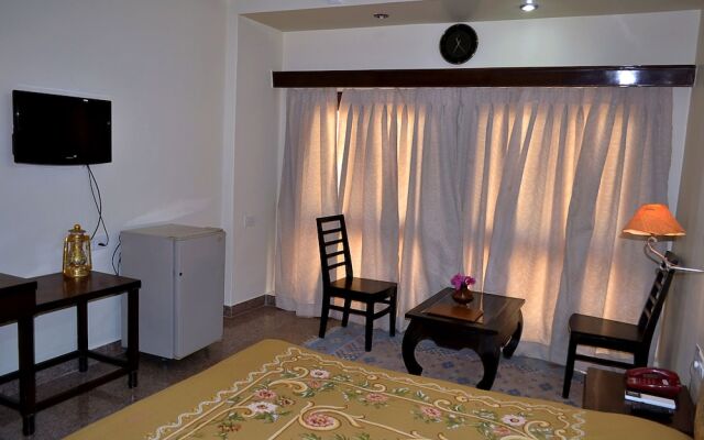 Mahadev Palace