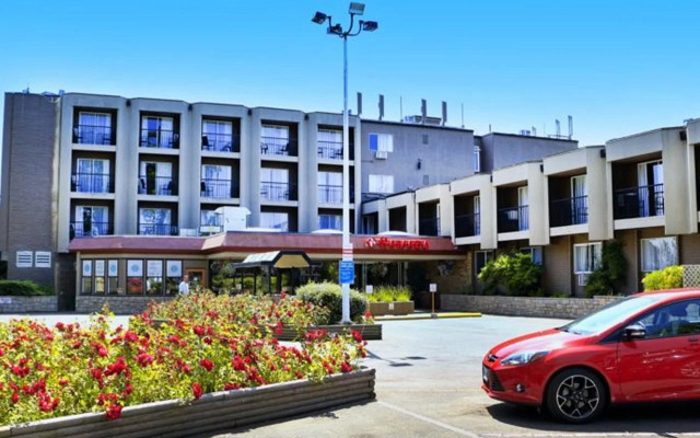 The Vic, Ascend Hotel Collection