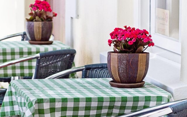 Eendracht Hotel & Apartments