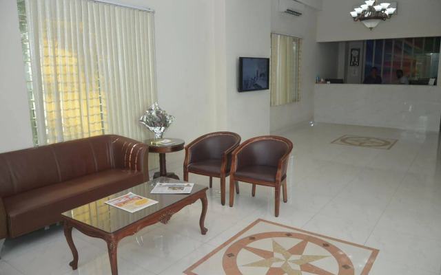 La Rose Hotel