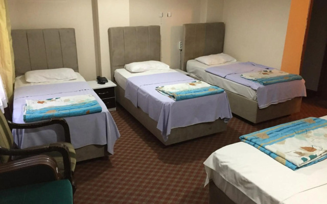 Istanbul Paris Hotel & Hostel
