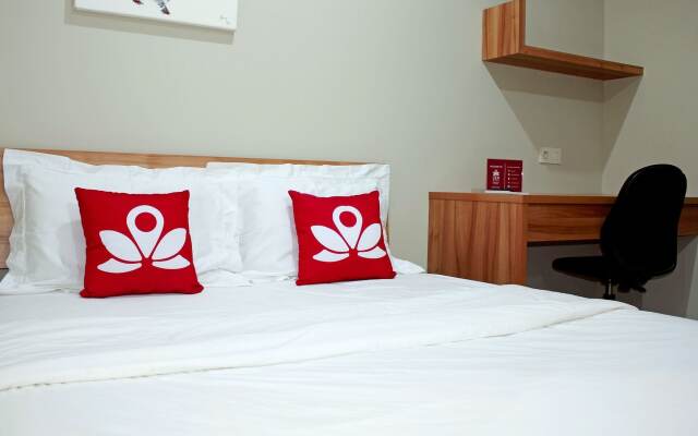 ZEN Rooms Permata Karawaci Syariah