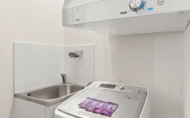 Spaciously Bright 1-bed Apartment