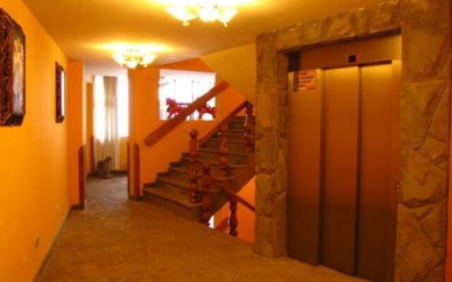Hotel Warari