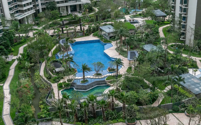 Locals Boutique Apartment WanzaiCEC No.5