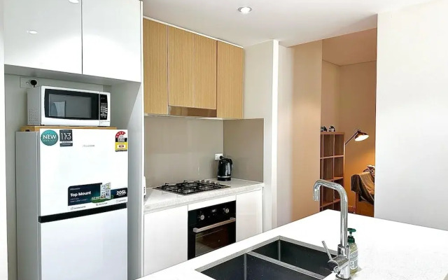 Cosy 2-Bedroom Apartment Homebush NSW