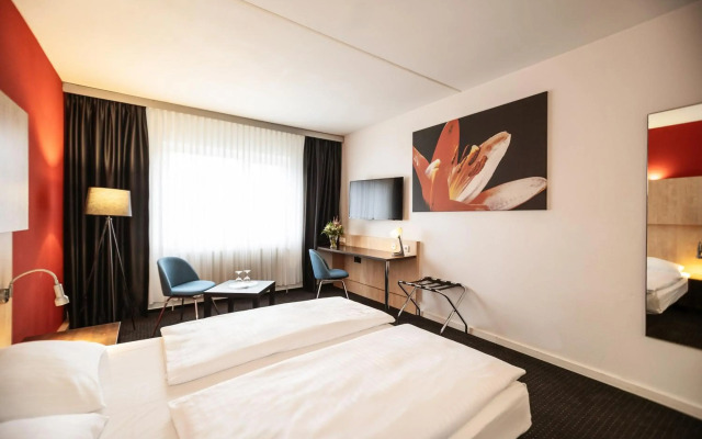 Good Morning + Bad Oldesloe Hotel