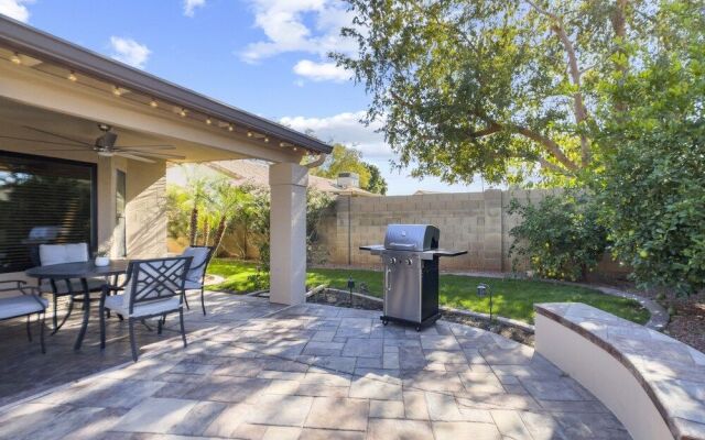 Chandler Earhart 4 Bedroom Home by RedAwning