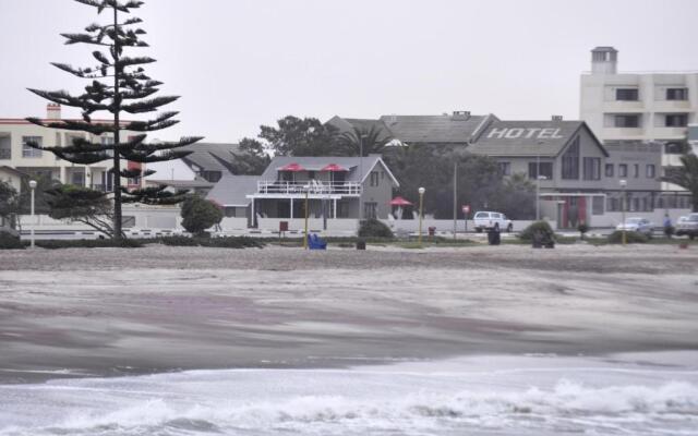 Swakopmund Sands Hotel & Cottage