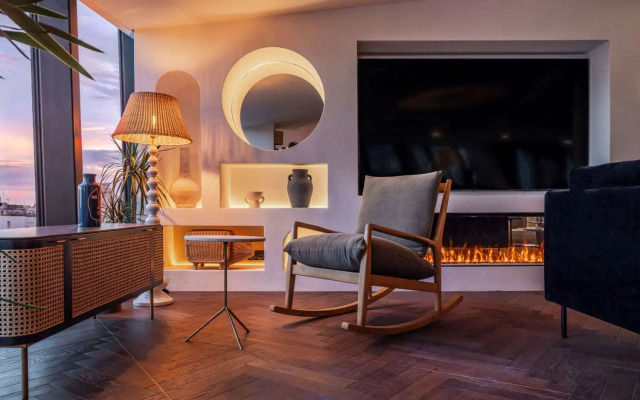 DoubleTree by Hilton Nice Centre Iconic