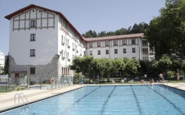 Hostal Ayestaran I