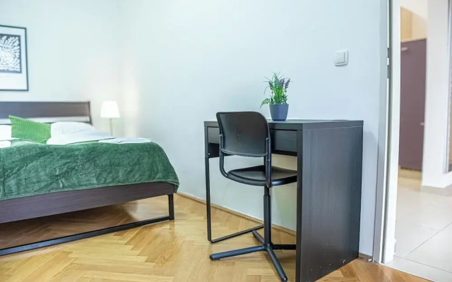 Modern 2BR City Apt Near Stadthalle