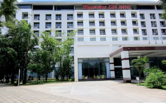 Akore Myanmar Life Hotel