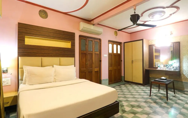 Hotel East View
