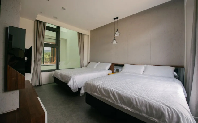 MH48 Hotel