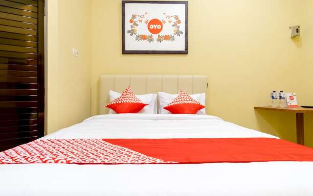 OYO 1307 Star Residence