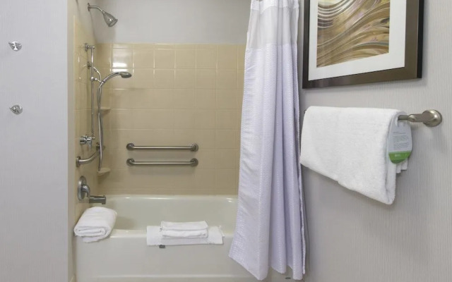 Courtyard Montgomery Prattville