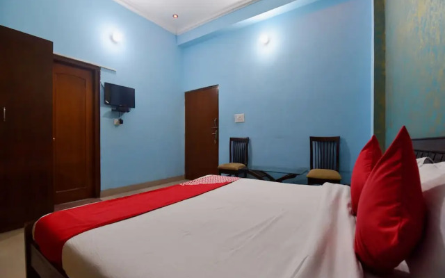 OYO 28146 Hotel Virsa