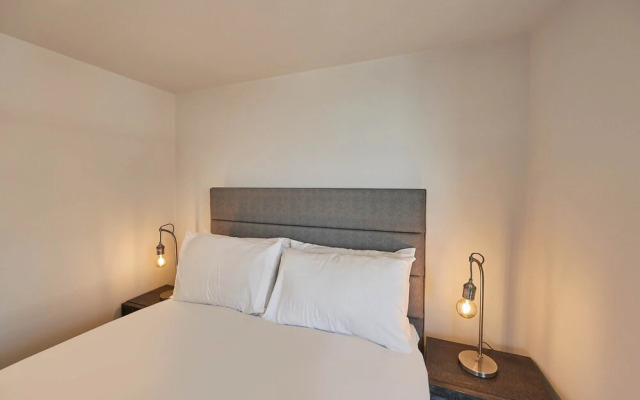 Laguz The Merchants Quarters