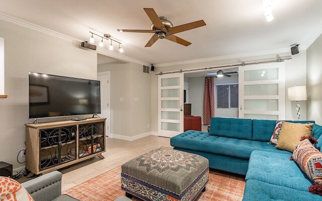 Desert Sun 3 BR by Casago