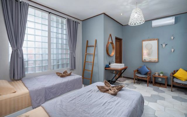 Interconnection Hostel – Guest Rooms – Kuta