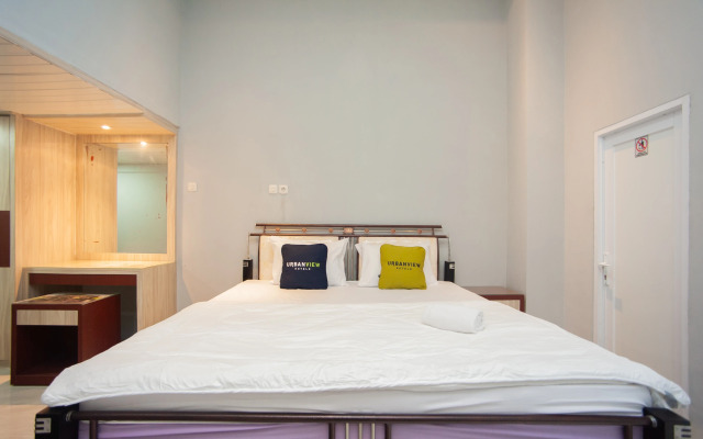 Urbanview Hotel Pangeran Palembang