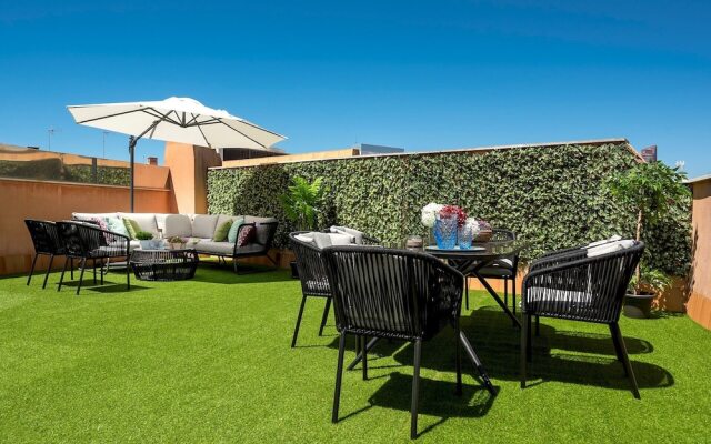 Wonderful 3 Bd Duplex With A Large Private Terrace In Prime Location Zaragoza Iv