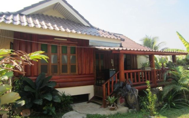 Pai Porpeang Guesthouse