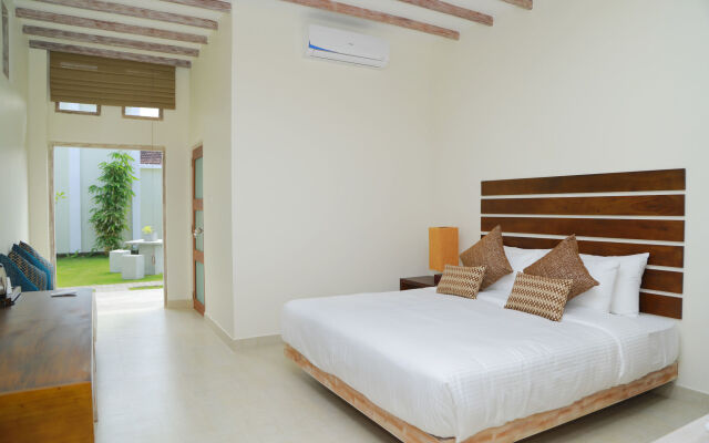 Hotel Cloud Nine