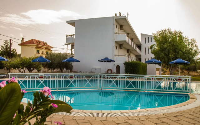 Alkmini Hotel