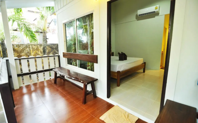Phi Phi Twin Palms Bungalows