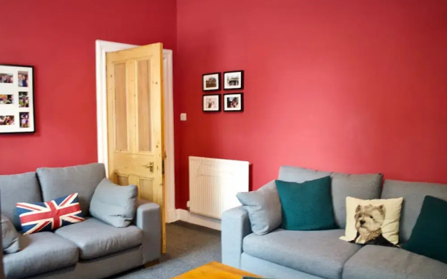 Stylish 1 Bedroom Edinburgh Home