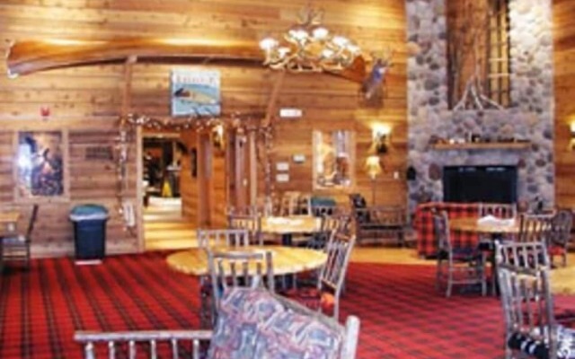 The Lodge at Crooked Lake