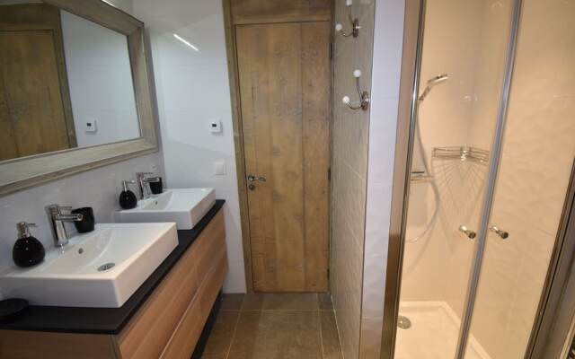 Vaujany Locations - Chalet Opaline