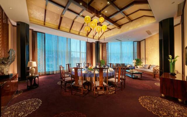 Grand New Centery Hotel Leshan
