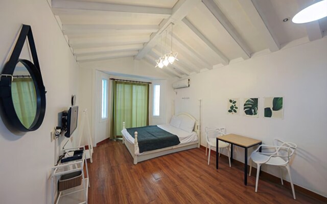 Taean Pino624 Pension